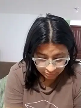Snapshot of sarah12333 chatting on 07-18-26, 12:04 sarah12333 online show from 07-18-26, 12:04