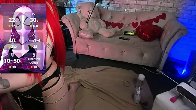 Snapshot of Alex_Howell chatting on 01-31-25, 08:43 Alex Howell online show from 01-31-25, 08:43