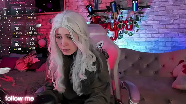 Snapshot of Alex_Howell chatting on 03-22-25, 08:48 Alex Howell online show from 03-22-25, 08:48