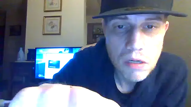 Snapshot of kollzCloudzz chatting on 04-29-26, 10:52 kollzCloudzz online show from 04-29-26, 10:52