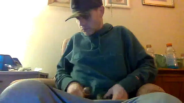 Snapshot of kollzCloudzz chatting on 05-06-26, 09:25 kollzCloudzz online show from 05-06-26, 09:25