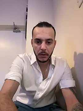 Snapshot of Alexandrupgixx chatting on 12-31-24, 09:39 Alexandrupgixx online show from 12-31-24, 09:39
