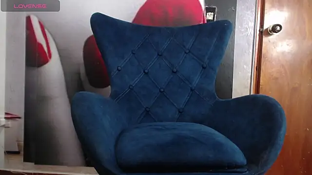 karenlennox1 online show from 01-12-25, 05:13