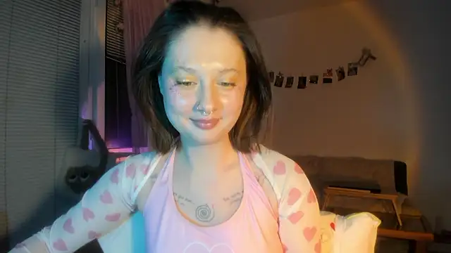 Snapshot of Jenny_darling_love chatting on 03-09-26, 07:07 Jenny darling love online show from 03-09-26, 07:07