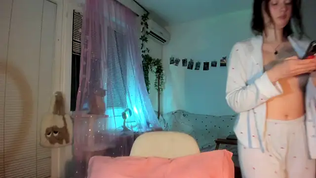 Jenny darling love online show from 04-20-26, 06:31