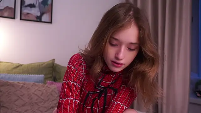 Snapshot of EdlinHargus chatting on 11-07-25, 01:27 EdlinHargus online show from 11-07-25, 01:27