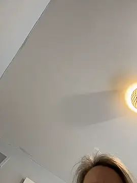 Cherry-red-xo online show from 11-10-25, 02:49