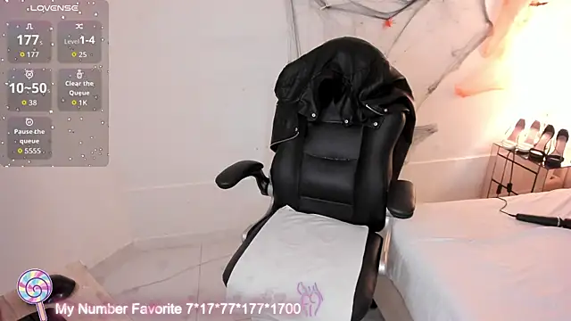 Snapshot of sagitariuus_girll chatting on 10-30-25, 04:47 sagitariuus girll online show from 10-30-25, 04:47