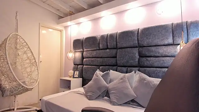 sagitariuus girll online show from 04-24-26, 10:45