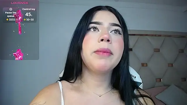 Snapshot of Ashley_piinkk_ chatting on 07-01-26, 04:14 Ashley piinkk online show from 07-01-26, 04:14