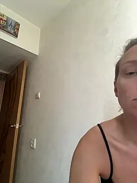 UmaTruewoman online show from 06-25-26, 06:18