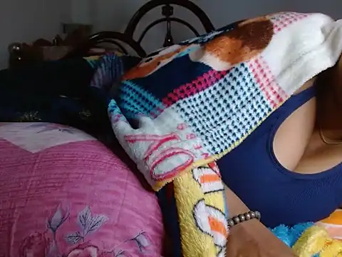 Snapshot of TASHa009 chatting on 01-16-25, 02:09 TASHa009 online show from 01-16-25, 02:09