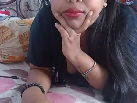 Snapshot of TASHa009 chatting on 03-06-25, 05:35 TASHa009 online show from 03-06-25, 05:35