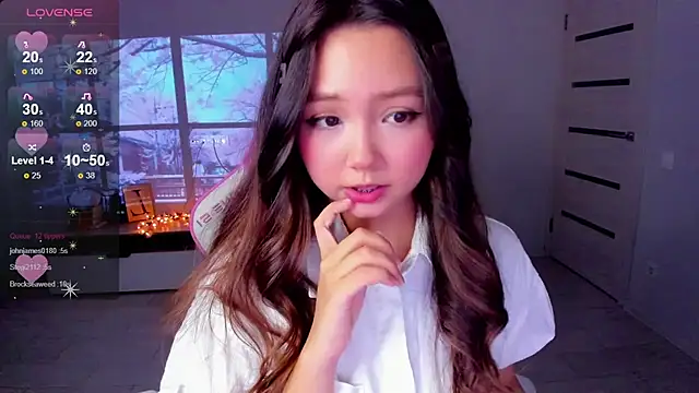 Fluffy Rose online show from 12-02-25, 06:41