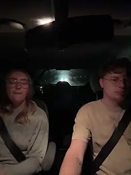 xX HotCouple Xx online show from 10-14-25, 06:20