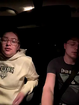 xX HotCouple Xx online show from 10-19-25, 06:08