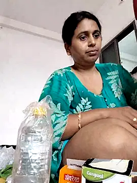 Snapshot of Rasmalai786 chatting on 05-30-26, 05:37 Rasmalai786 online show from 05-30-26, 05:37