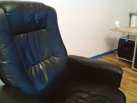 Snapshot of Minm666 chatting on 12-21-24, 12:38 Minm666 online show from 12-21-24, 12:38