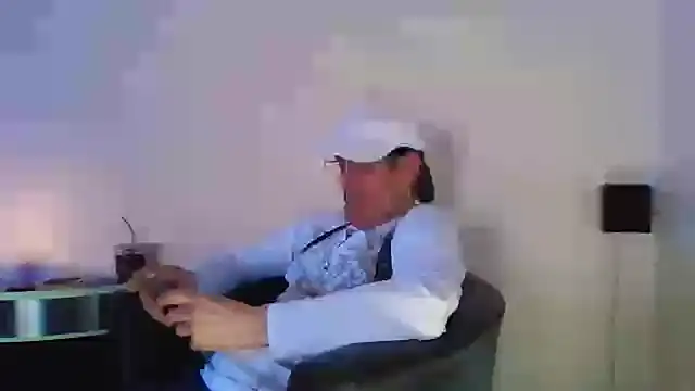 Snapshot of Minm666 chatting on 02-28-25, 10:28 Minm666 online show from 02-28-25, 10:28