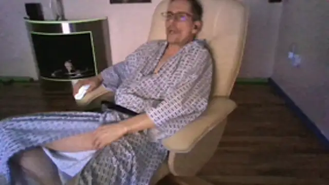 Snapshot of Minm666 chatting on 03-07-26, 01:24 Minm666 online show from 03-07-26, 01:24