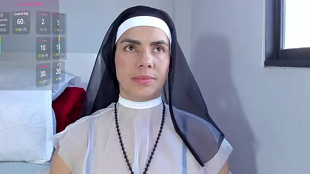 Snapshot of ClaraMariaMon chatting on 10-07-25, 06:49 ClaraMariaMon online show from 10-07-25, 06:49