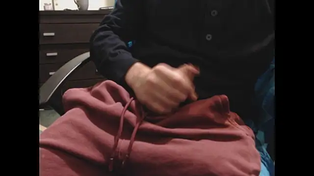 Snapshot of sexualtensionrelation chatting on 12-20-25, 03:24 sexualtensionrelation online show from 12-20-25, 03:24