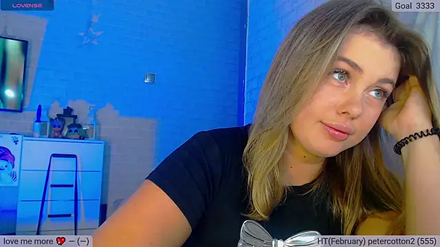 SuchCute online show from 02-08-25, 01:54