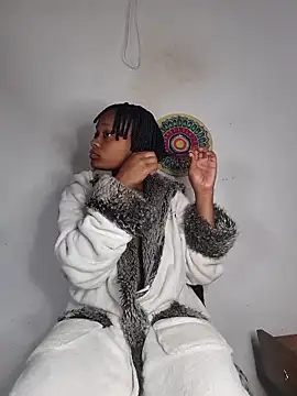 hot-tandy online show from 12-13-25, 10:04