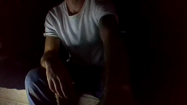 Snapshot of kingslife131313 chatting on 10-12-25, 11:09 kingslife131313 online show from 10-12-25, 11:09