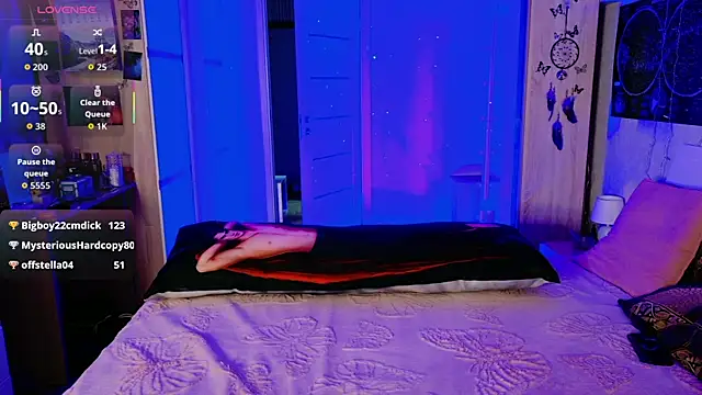 Snapshot of Evva_Ross chatting on 11-06-25, 05:47 Evva Ross online show from 11-06-25, 05:47