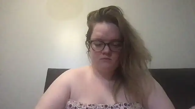 honeyyy24 online show from 01-11-26, 07:08