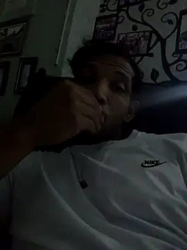 Snapshot of Jhonny_walkeer chatting on 11-17-25, 12:49 Jhonny walkeer online show from 11-17-25, 12:49