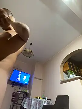 Snapshot of Nikolaiyy chatting on 09-10-25, 09:26 Nikolaiyy online show from 09-10-25, 09:26