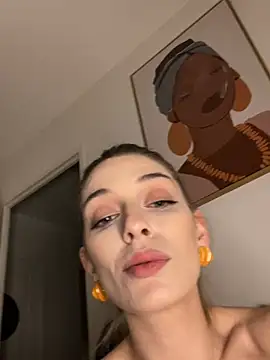 Lolitaxlola online show from 04-16-26, 09:39