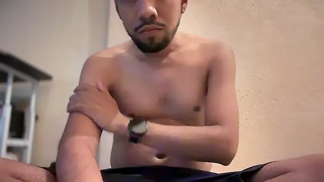 Snapshot of EnriquePersian197 chatting on 01-24-25, 06:35 EnriquePersian197 online show from 01-24-25, 06:35