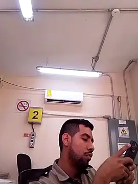 Snapshot of EnriquePersian197 chatting on 02-17-25, 05:21 EnriquePersian197 online show from 02-17-25, 05:21