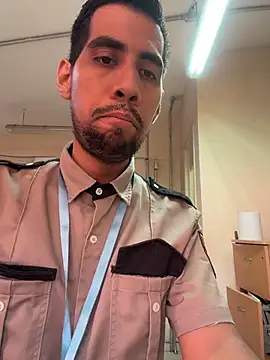 EnriquePersian197 online show from 06-18-26, 02:54