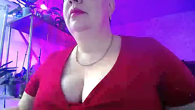  Sweet Woman online show from 11-04-25, 05:28