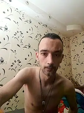 Snapshot of AndreiDts92 chatting on 03-08-25, 08:03 AndreiDts92 online show from 03-08-25, 08:03