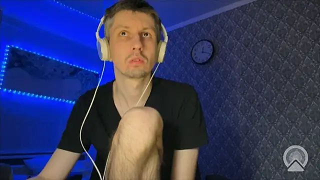 Aki-Laky online show from 12-16-25, 07:19