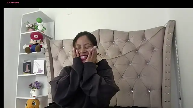 Sweet Orianaa online show from 06-21-26, 02:30