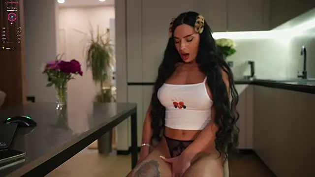 sexy sabotageee online show from 06-09-26, 06:19