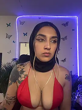Lia-mitch online show from 06-30-26, 07:04