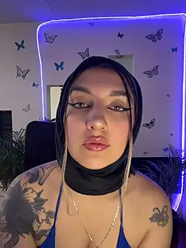 Lia-mitch online show from 07-27-26, 06:48