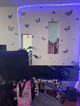 Lia-mitch online show from 07-30-26, 07:02