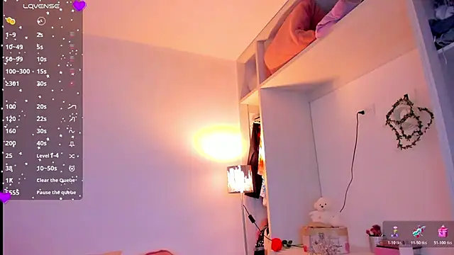 Lunadahia online show from 12-16-25, 09:36