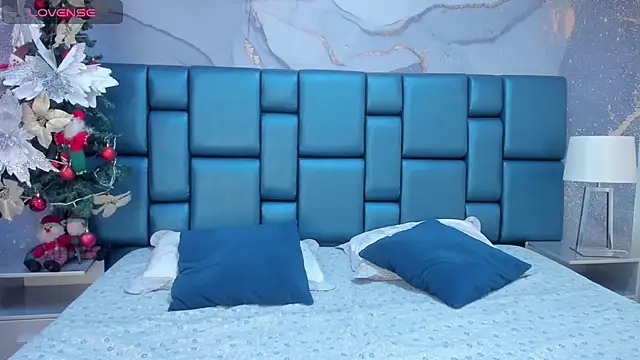 ELIZABETT  online show from 12-12-24, 08:32