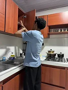 Masterikee online show from 12-22-25, 02:19