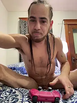 Snapshot of freakyPR chatting on 01-09-25, 01:18 freakyPR online show from 01-09-25, 01:18