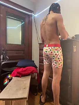 Snapshot of freakyPR chatting on 02-10-25, 07:49 freakyPR online show from 02-10-25, 07:49